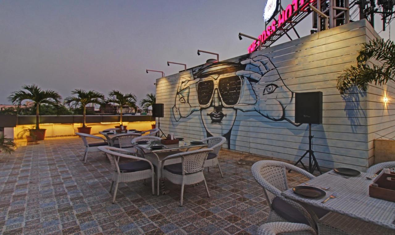 Treebo The Boss Hotel Rāipur Kültér fotó