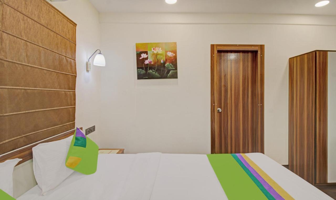 Treebo The Boss Hotel Rāipur Kültér fotó