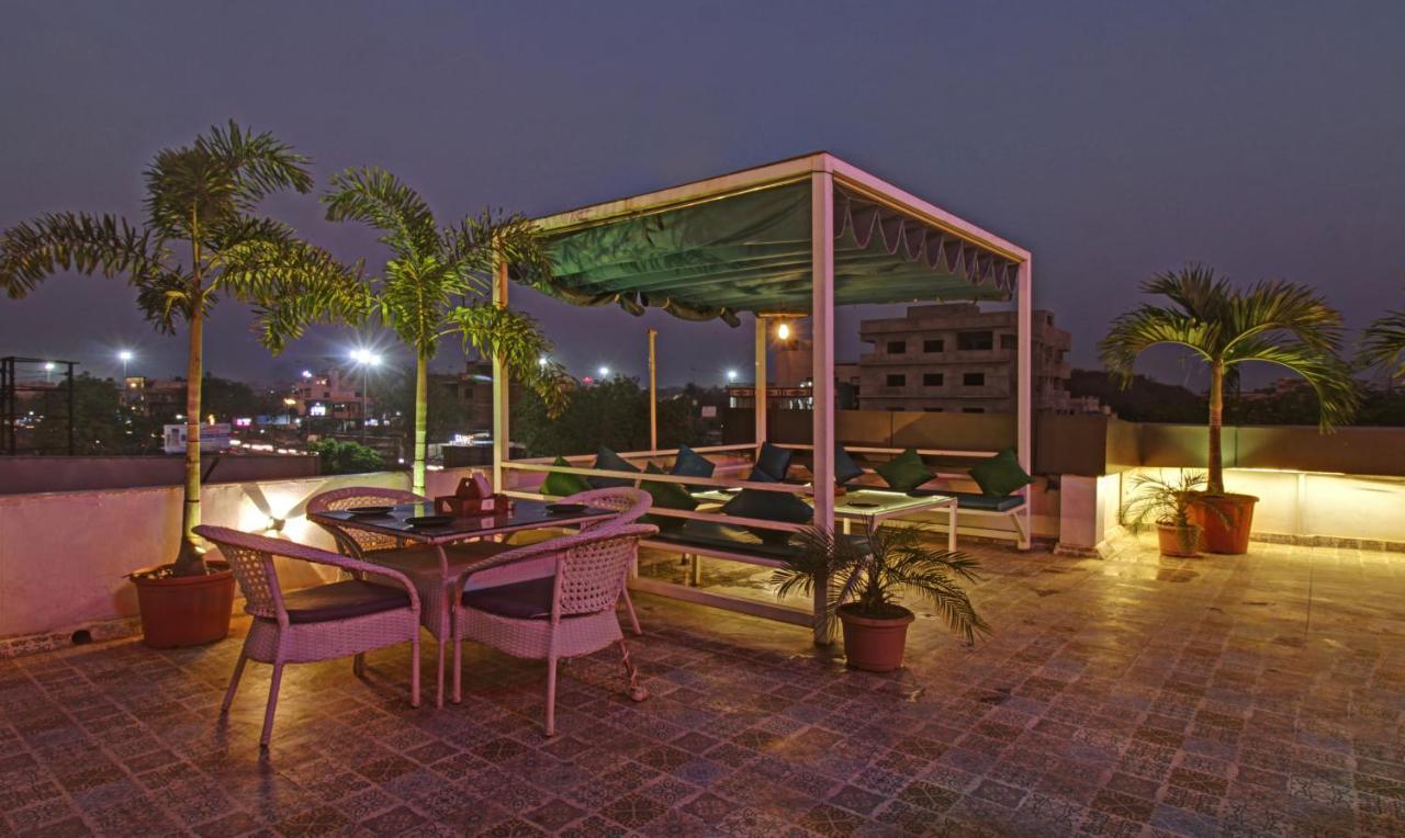 Treebo The Boss Hotel Rāipur Kültér fotó