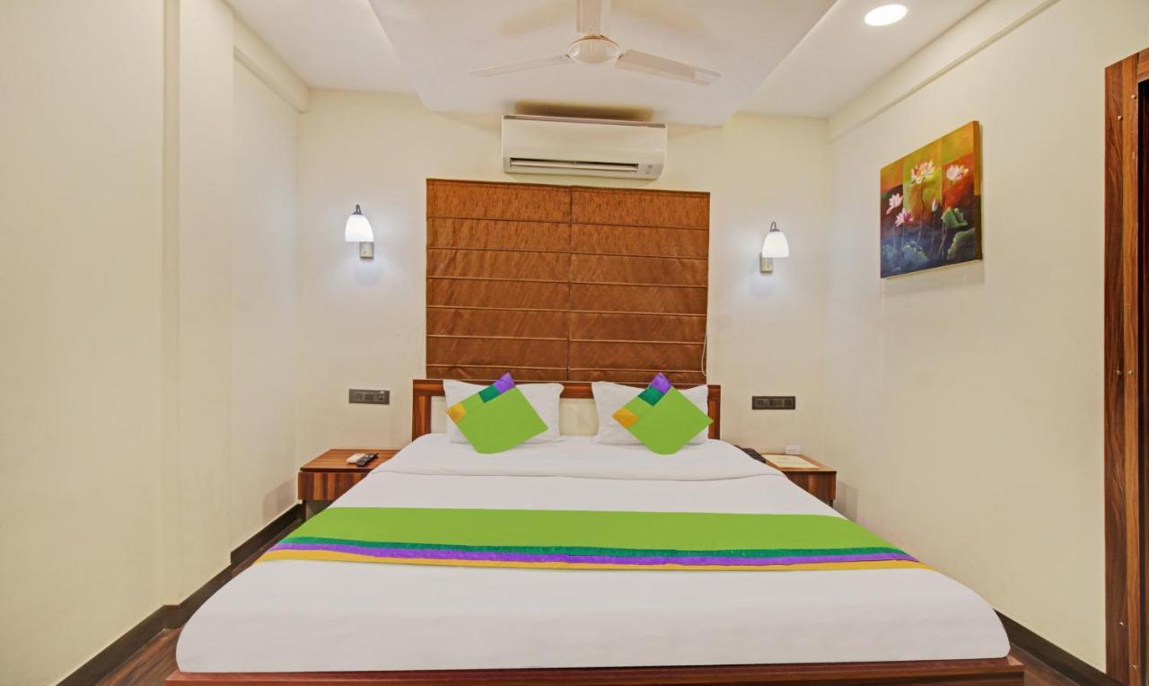 Treebo The Boss Hotel Rāipur Kültér fotó