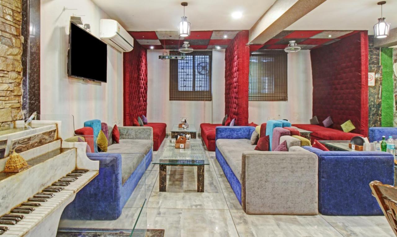 Treebo The Boss Hotel Rāipur Kültér fotó